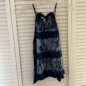 Flowers of Romance size small top- like new!